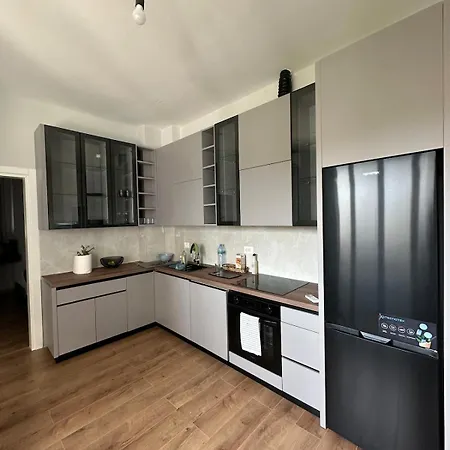 New Mountain View Retreat Apartment *